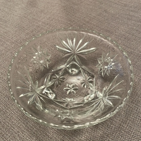 Vintage 1960’s Anchor Hocking Footed Crystal Cut Glass Bowl - Picture 9 of 9